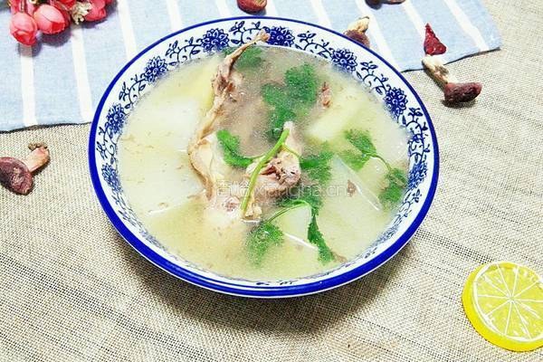 鸭架冬瓜汤的做法图解5