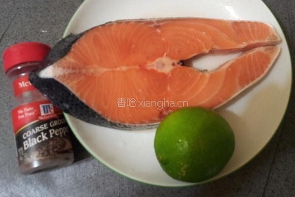 软煎三文鱼的做法图解1