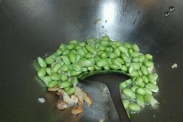 毛豆炒鸡的做法图解5