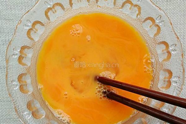 剁椒丝瓜炒鸡蛋的做法图解3