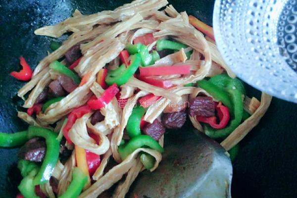 红烧肉烧腐竹的做法图解8