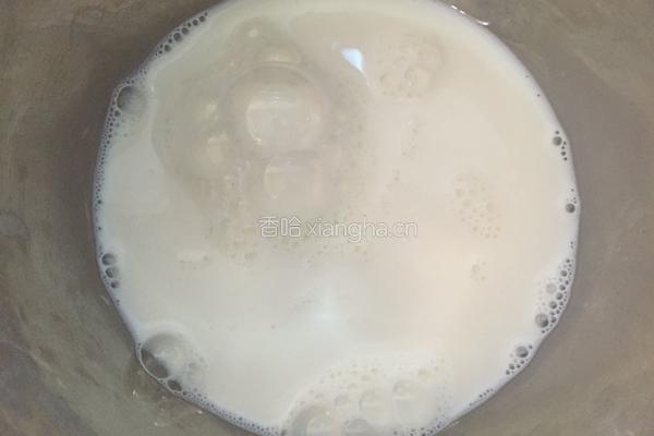 香浓奶油冰淇淋的做法图解2