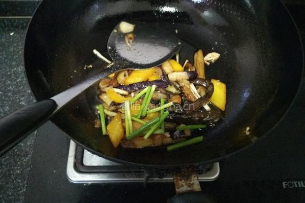 焖茄子的做法图解9