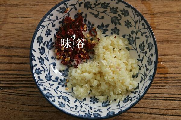 蒜蓉烤生蚝的做法图解3