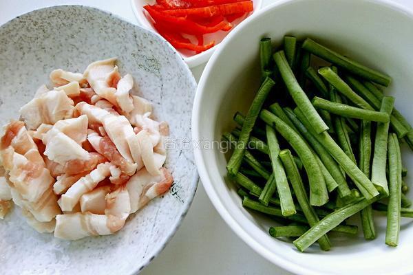 长豆角炒肉的做法图解2