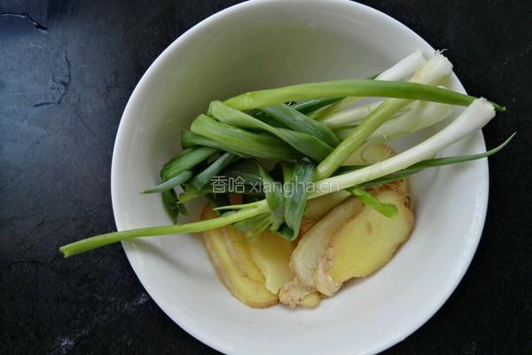 排骨汤的做法图解4