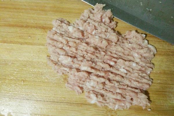 香菇肉末酱的做法图解3