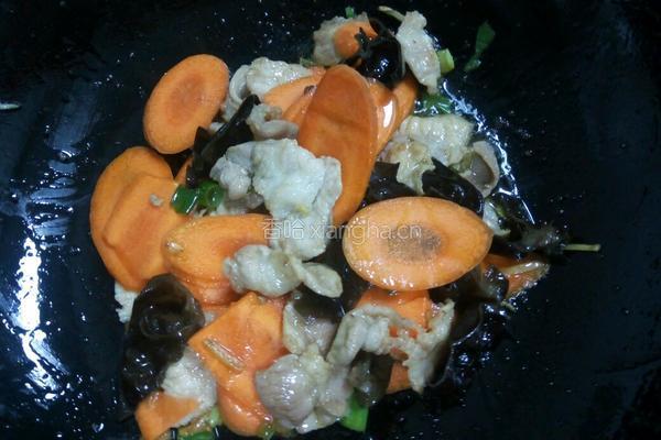 猪肉炒胡萝卜的做法图解6