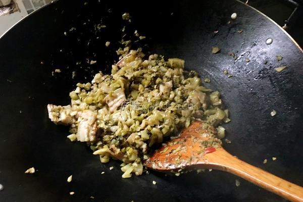 酸菜肉的做法图解7