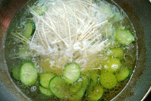 黄瓜面条的做法图解7