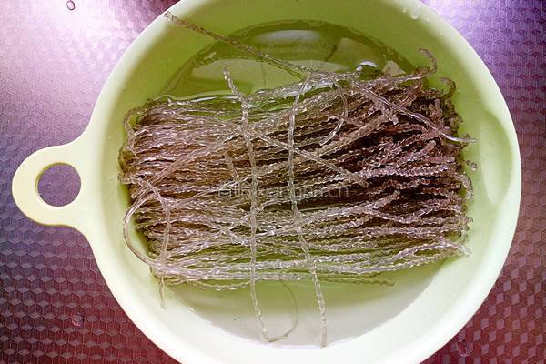 肉末炒粉条的做法图解4