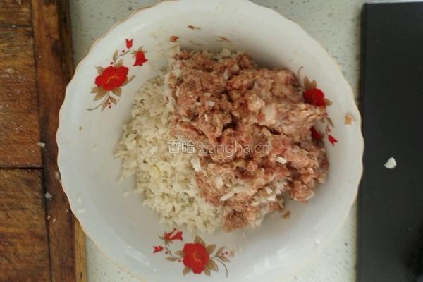莲藕馅饺子的做法图解4