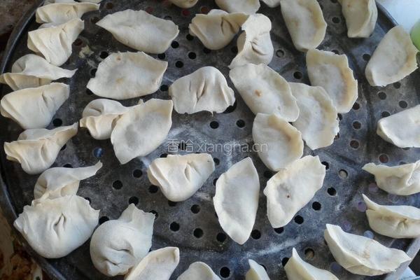 莲藕馅饺子的做法图解8