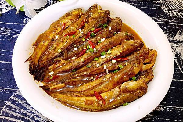 酱香小光鱼的做法图解19