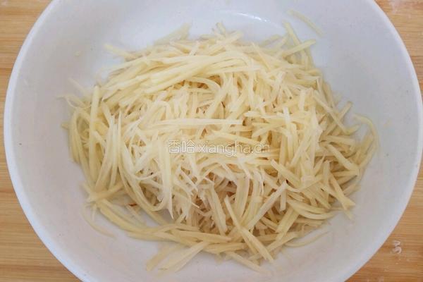 土豆馅水饺的做法图解3