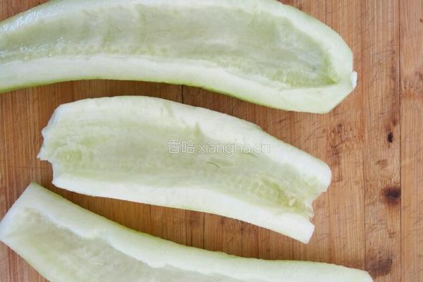 凉拌脆瓜的做法图解3