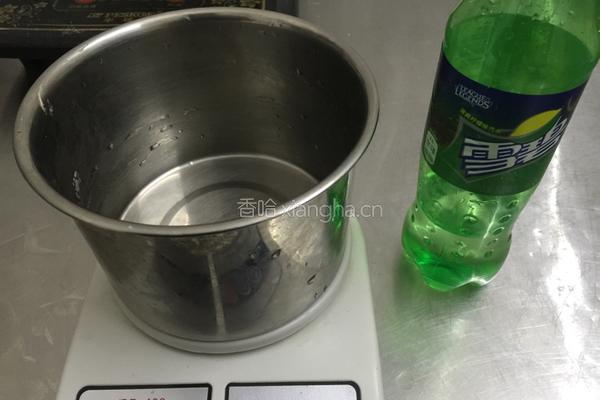 樱花慕斯的做法图解9
