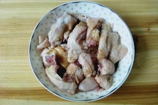 红枣杞子蒸滑鸡的做法图解3