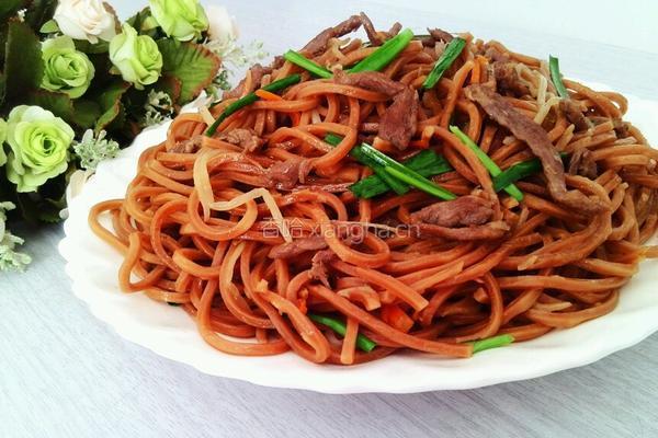肉丝炒面的做法图解8
