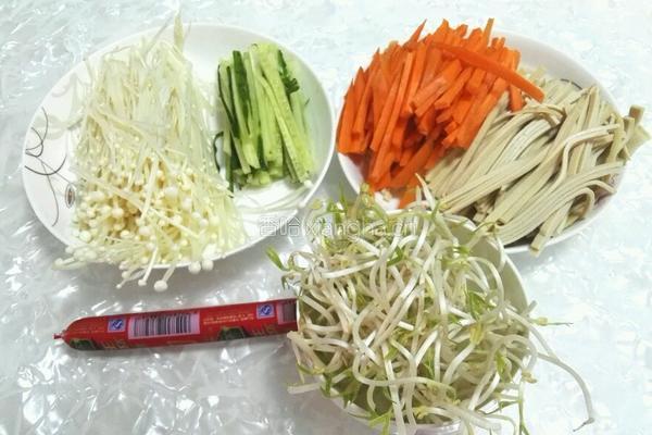 捞汁什锦的做法图解1