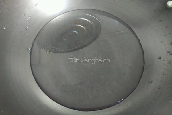青椒炒猪皮的做法图解2