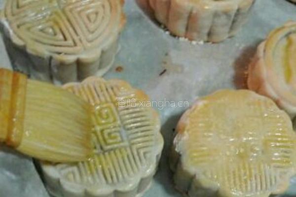 红果豆沙月饼的做法图解7
