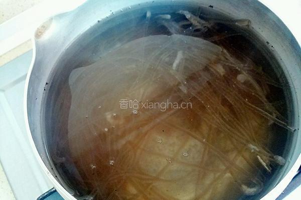 白菜粉条的做法图解2