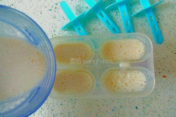 香蕉奶昔冰棒的做法图解9