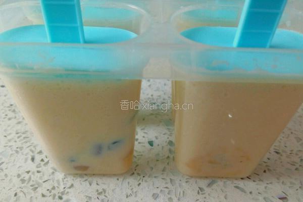 香蕉奶昔冰棒的做法图解12