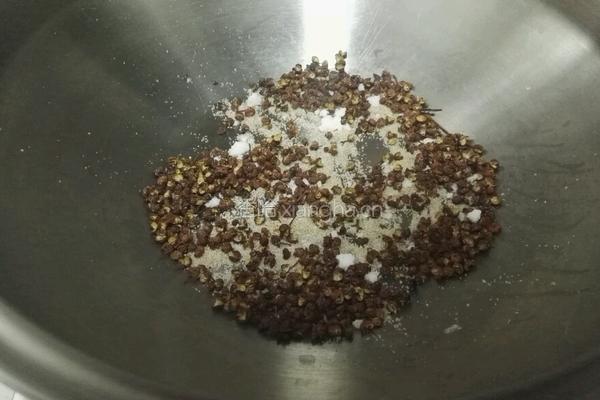 椒盐乳鸽的做法图解3