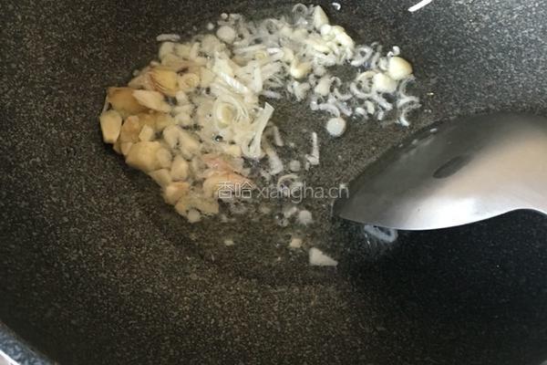 鲜榛蘑炒辣椒的做法图解9