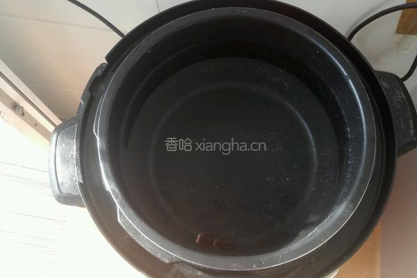 玉米花豆粥的做法图解3