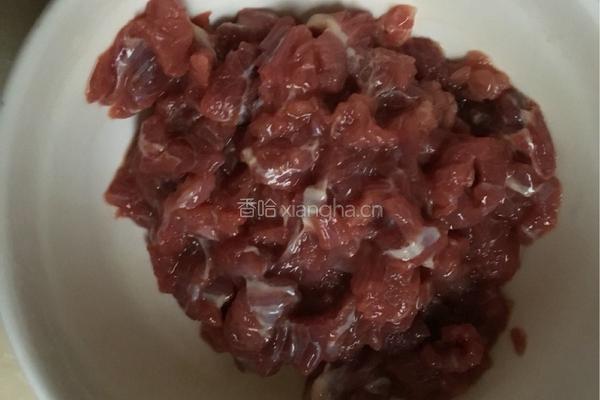姜葱炒牛肉的做法图解2