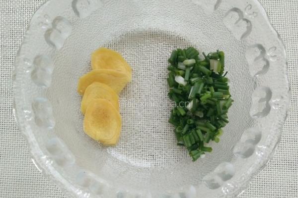 青菜瘦肉汤的做法图解3