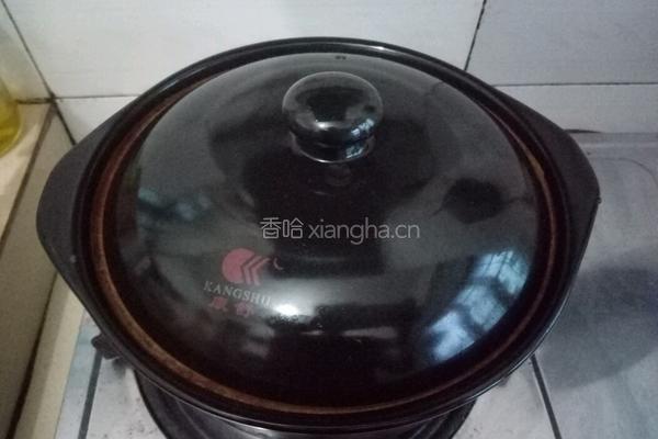 猪脚花生煲的做法图解16