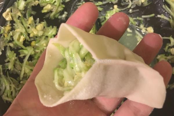 笋瓜素馅大饺子的做法图解11