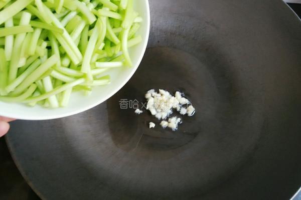豆豉味红薯梗的做法图解2