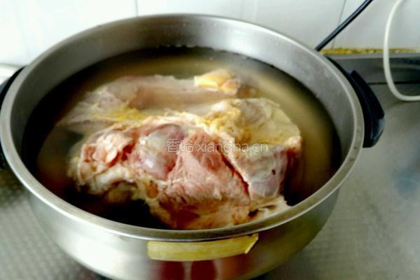 黄瓜拌牛肉的做法图解2