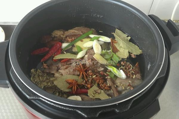 黄瓜拌牛肉的做法图解5