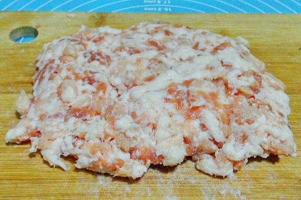 香菇馄饨的做法图解2