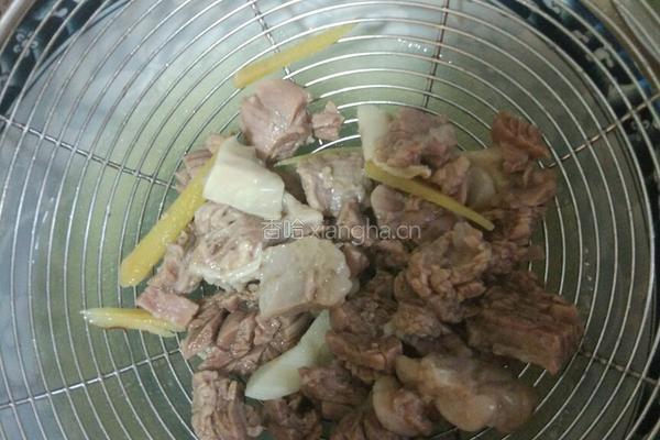 白萝卜炖牛肉的做法图解6