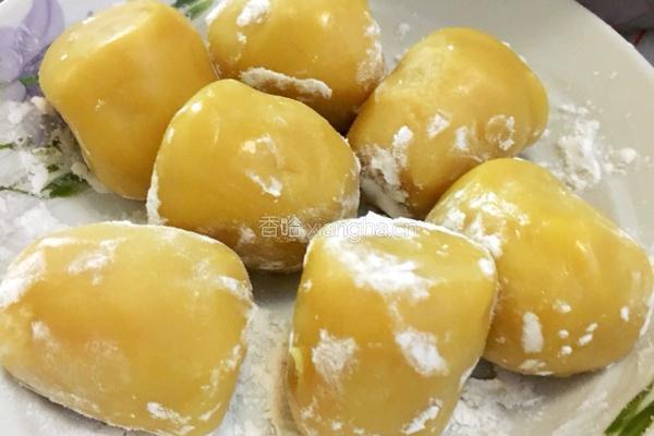 莲蓉蛋黄月饼的做法图解6