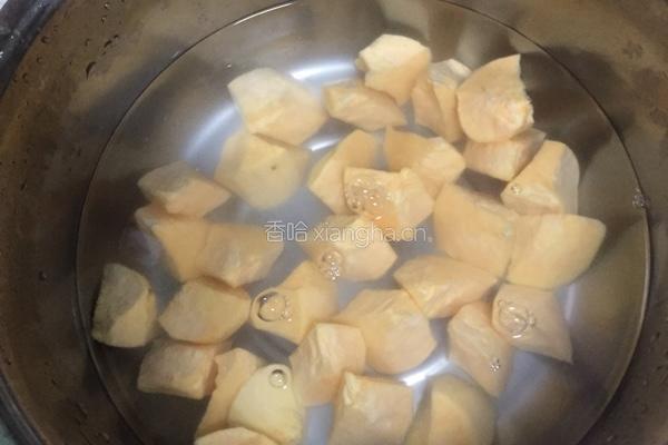 拔丝地瓜的做法图解3