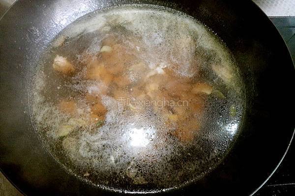 香菇山药瘦肉面片汤的做法图解12