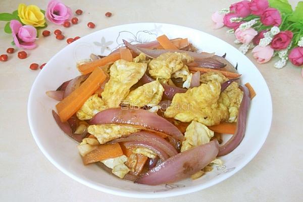 洋葱胡萝卜炒鸡蛋的做法图解8