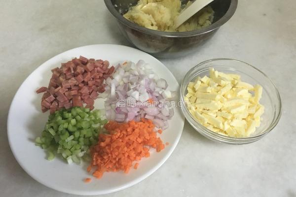焗土豆泥的做法图解3