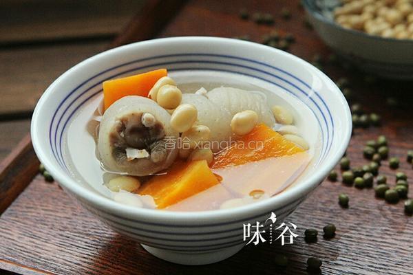黄豆猪尾汤的做法图解6
