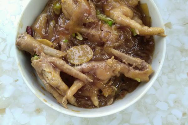 鸡爪炖粉条的做法图解8