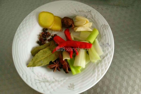 红烩牛肉的做法图解2