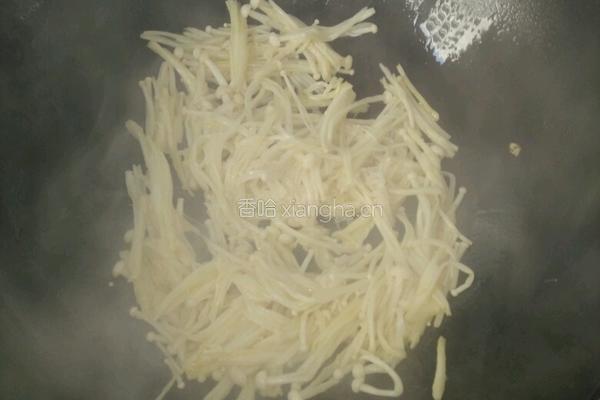 鸡蛋炒金针菇的做法图解4